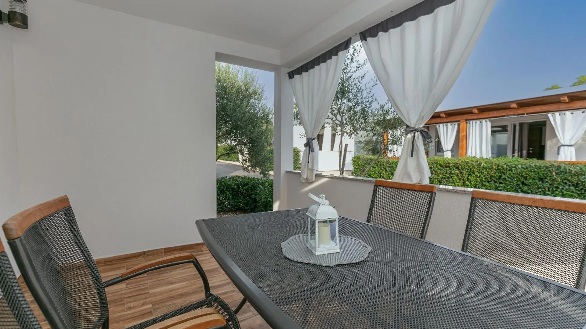 Hotel Camp Lana Drage Kroatien